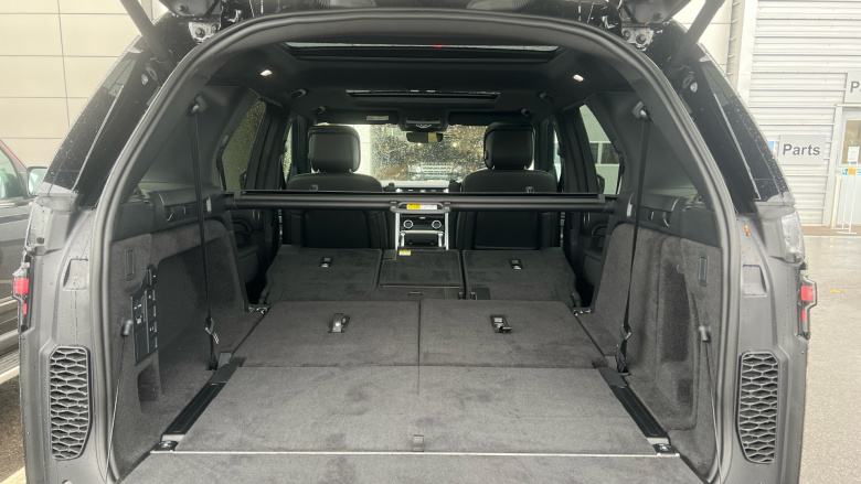 Land Rover Discovery 3.0 D350 Dynamic SE 5dr Auto Diesel Station Wagon